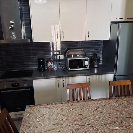 Family Apartments Sarandë Buitenkant foto