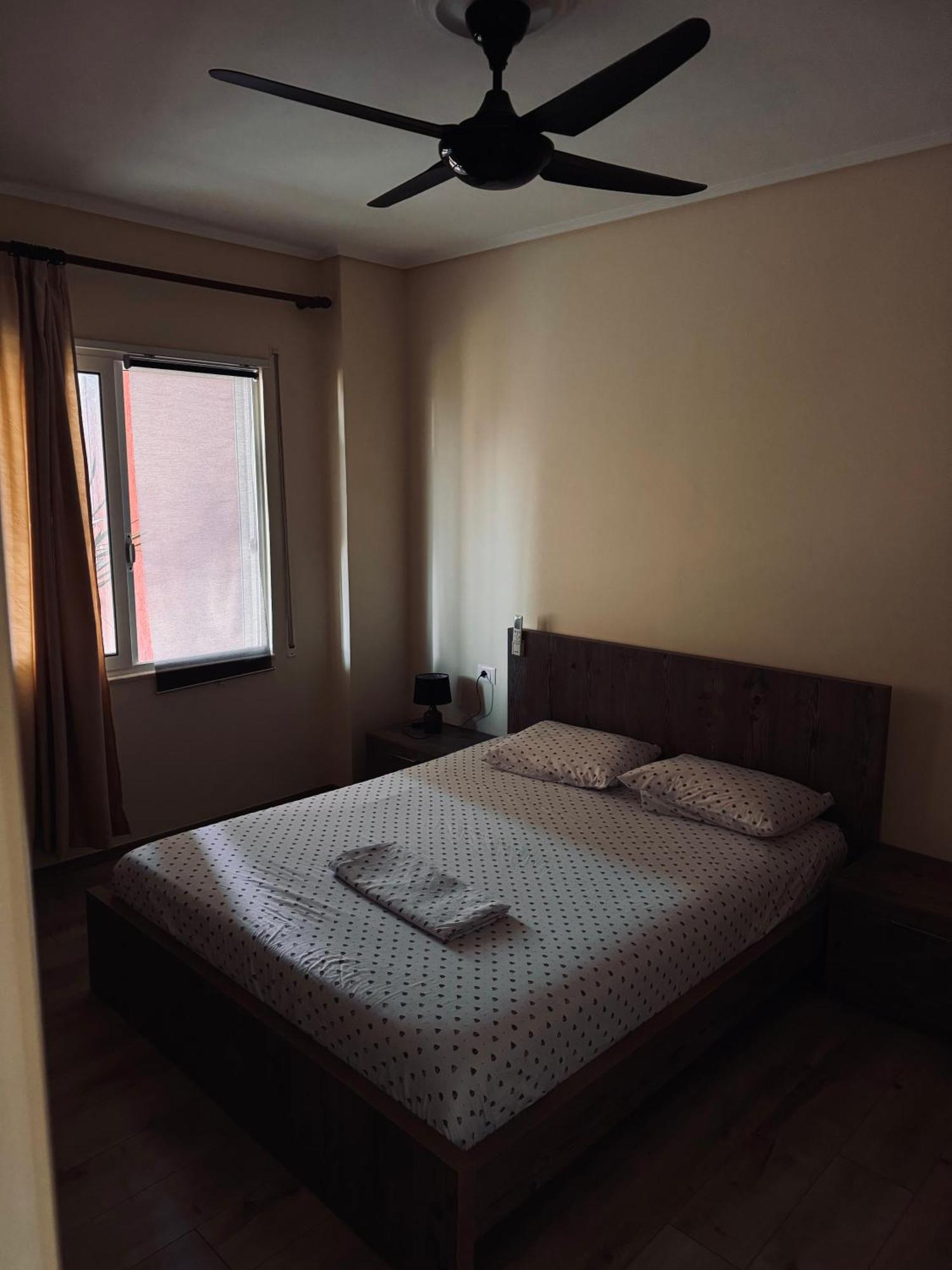 Family Apartments Sarandë Buitenkant foto