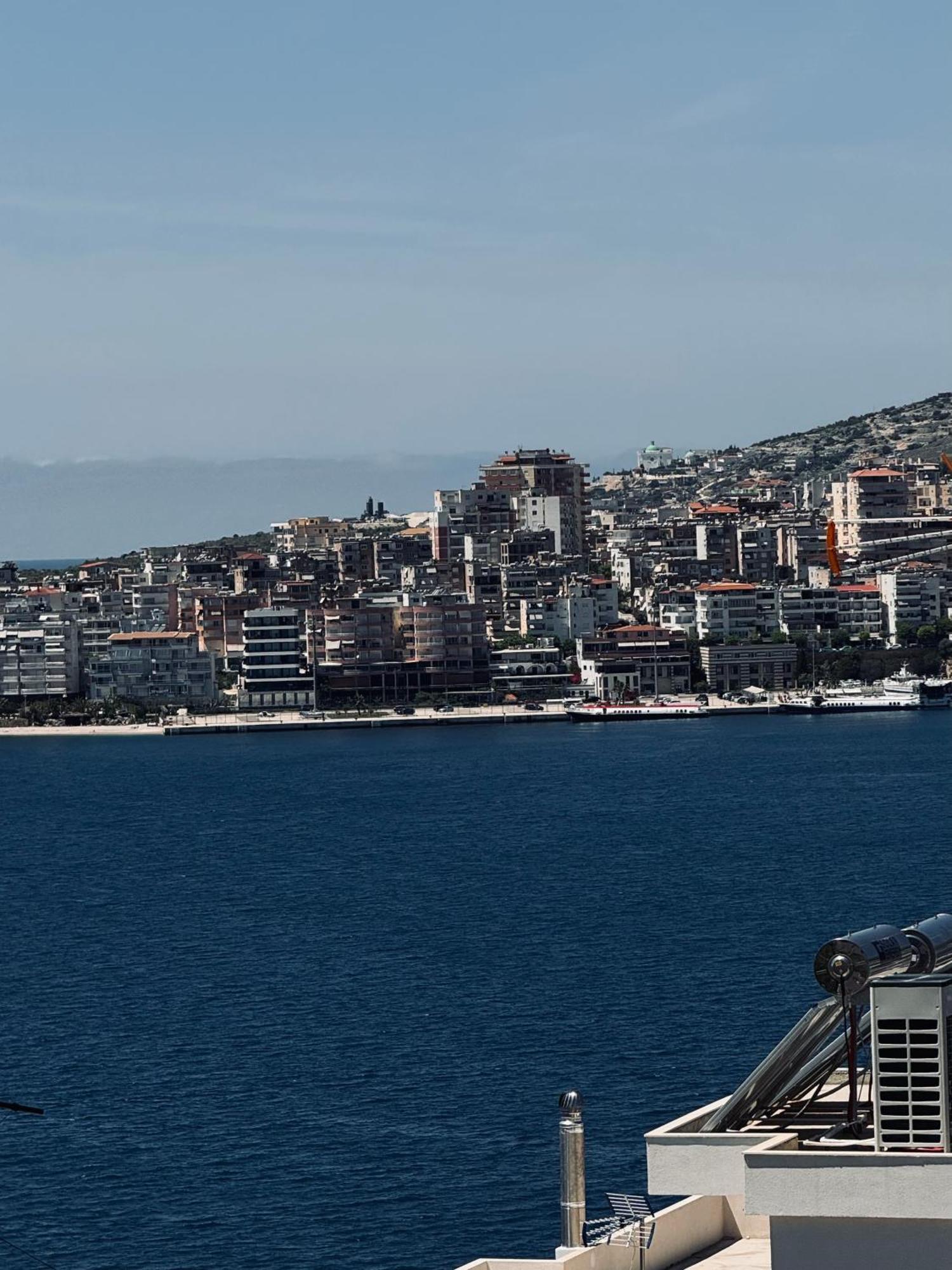 Family Apartments Sarandë Buitenkant foto